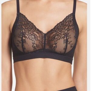 SPANX New NWT SPOTLIGHT ON Lace Bralette Very Black Sz. M